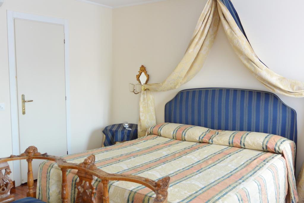 Hotel San Zulian Venice Luaran gambar